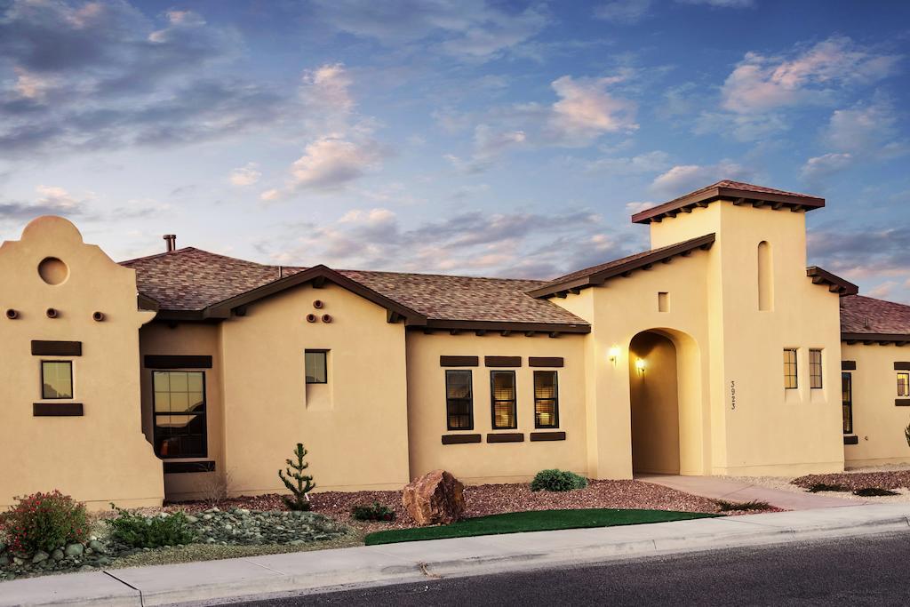 The Courtyard Villas Хоббс Экстерьер фото