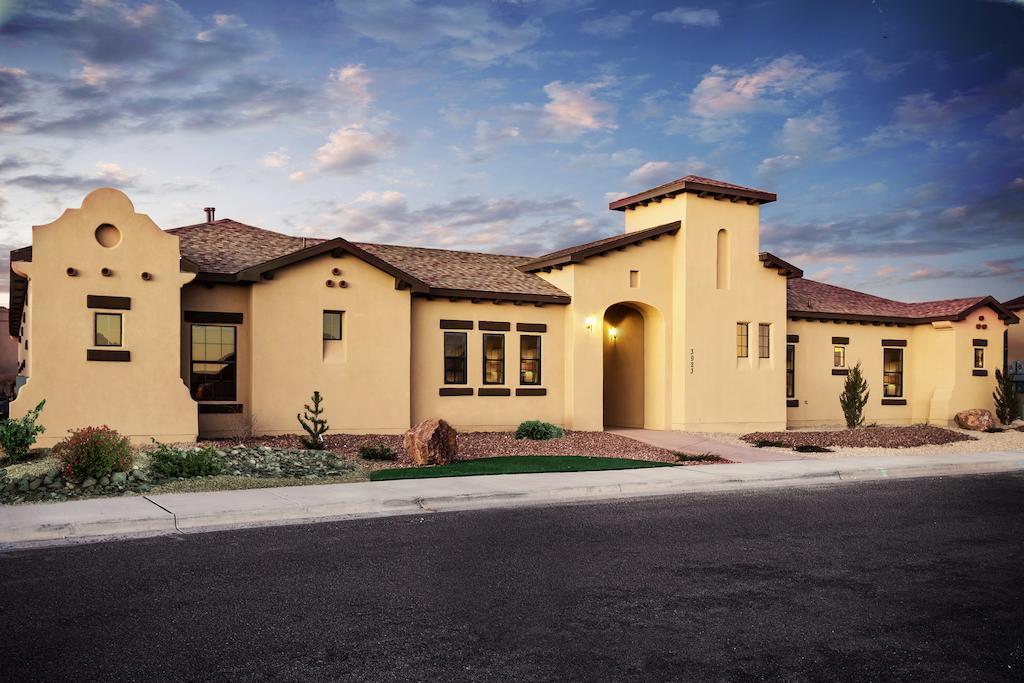 The Courtyard Villas Хоббс Экстерьер фото